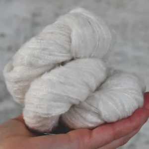 LAIT (mulberry selyem-fésült merinó) natúr fonal